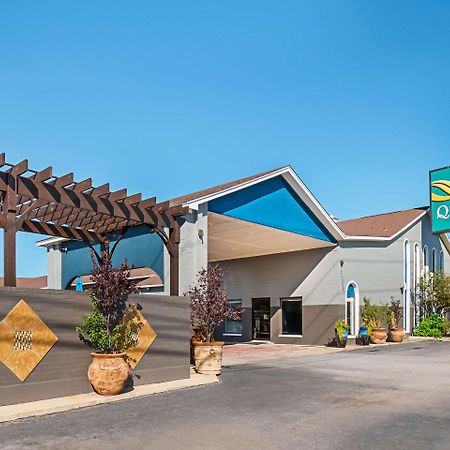 Quality Inn Near Lake Марбл-Фоллс Екстер'єр фото